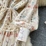 High-grade Lace Patchwork High-waisted Printed Embroidery Dress HZ1024