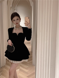 Vintage Black Sweetheart Design A-line Long-sleeved Homecoming Dress HZ1024